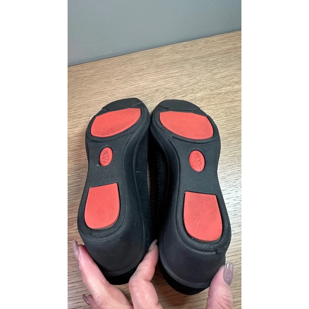 Anne Klein Sport AKCaria Black Wedge Flats Bow Comfort Shoes 7M
